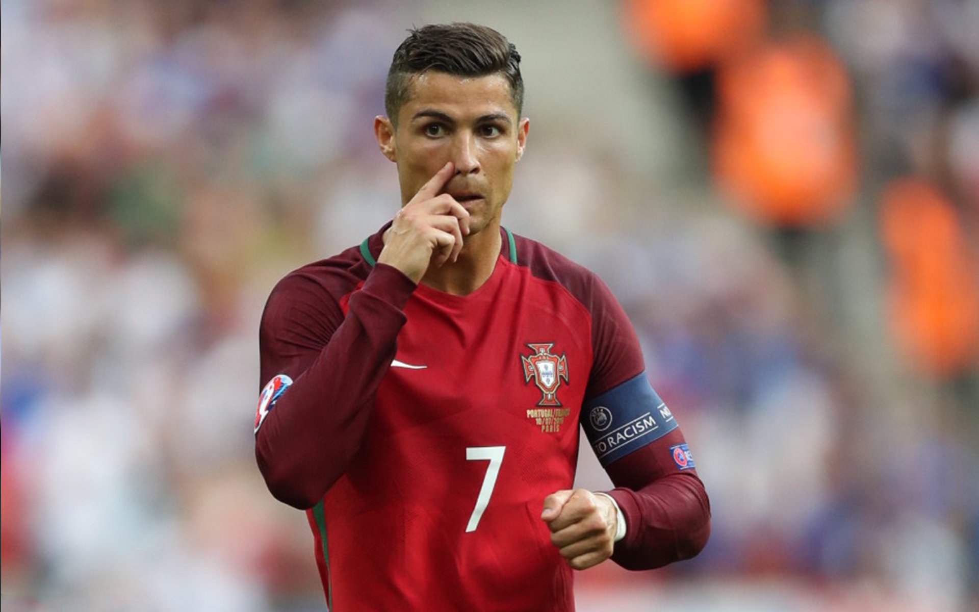 三人协作拉动全队推进节奏,三人配合